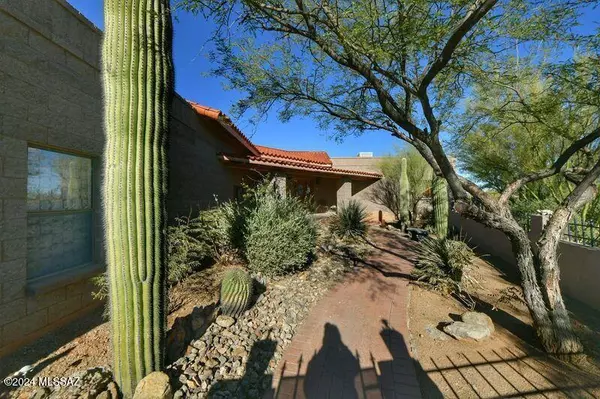 Tucson, AZ 85745,4460 W Crestview Road