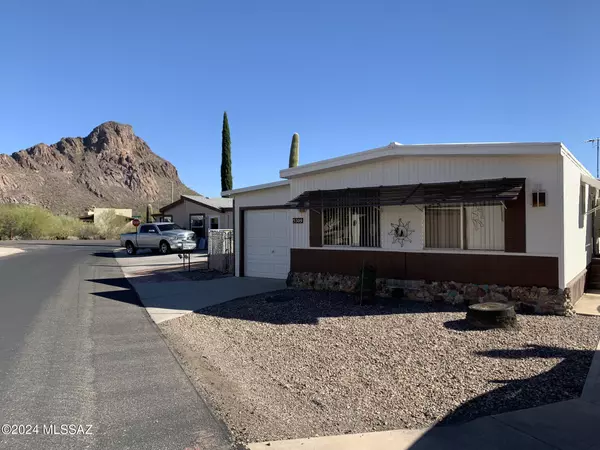 5309 W Tumbling F Street, Tucson, AZ 85713