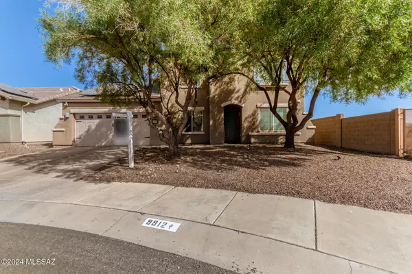 9912 N Blue Crossing Way, Tucson, AZ 85743