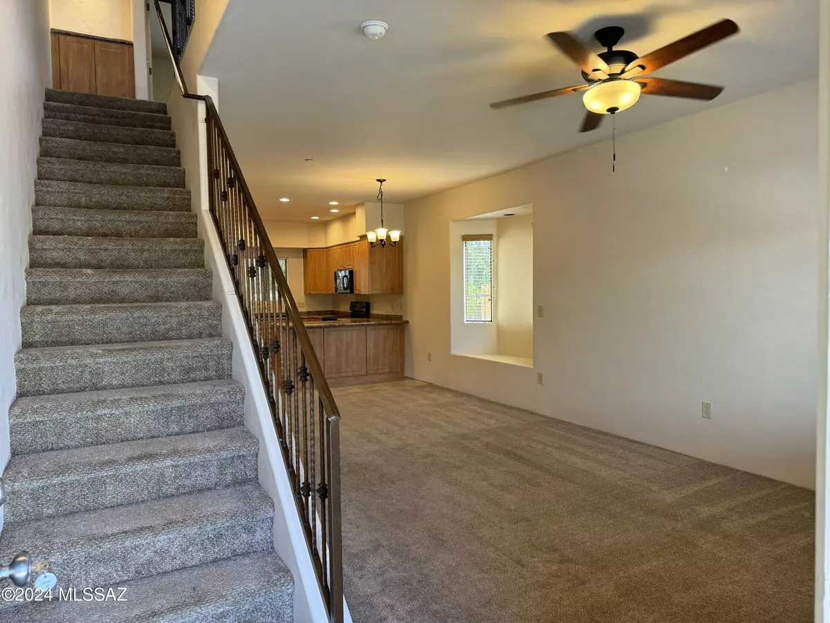 Tucson, AZ 85705,1435 W Kilburn Street #2104