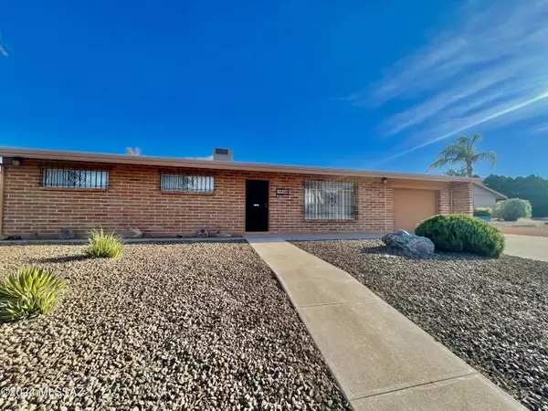 8526 E Kent Place, Tucson, AZ 85710