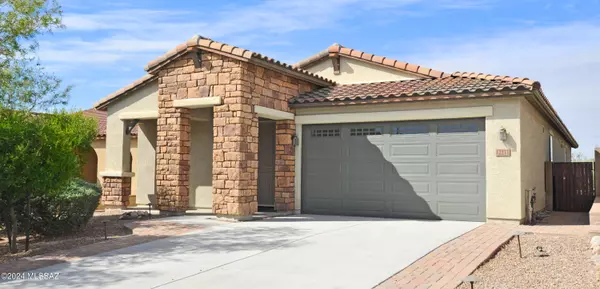 12111 N Golden Mirror Drive, Marana, AZ 85658