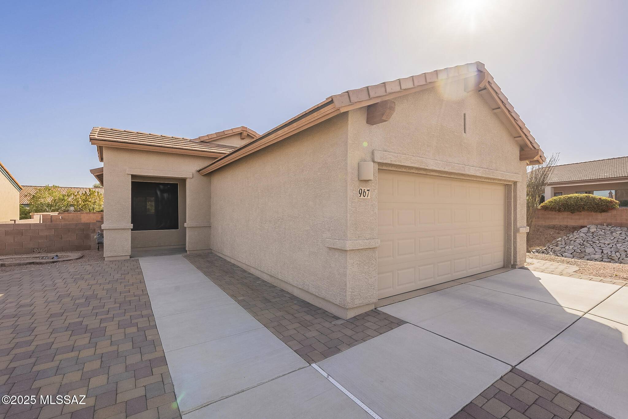 Green Valley, AZ 85614,967 W Calle Arrieta