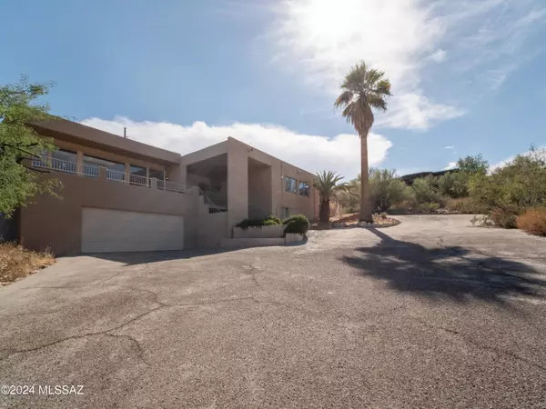 5798 E Paseo Cimarron, Tucson, AZ 85750