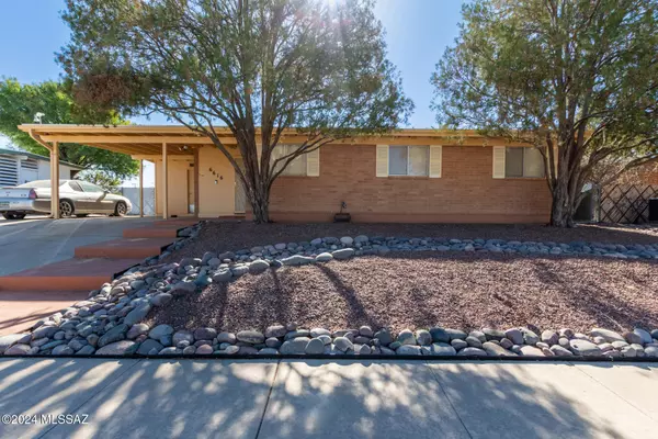 6616 E Nelson Drive, Tucson, AZ 85730