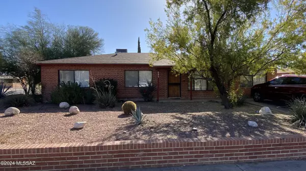 6674 E Broadway Boulevard, Tucson, AZ 85710