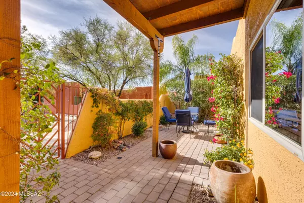 Tucson, AZ 85718,6255 N Camino Pimeria Alta  #134