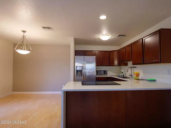 Tucson, AZ 85750,5051 N Sabino Canyon Road #1160