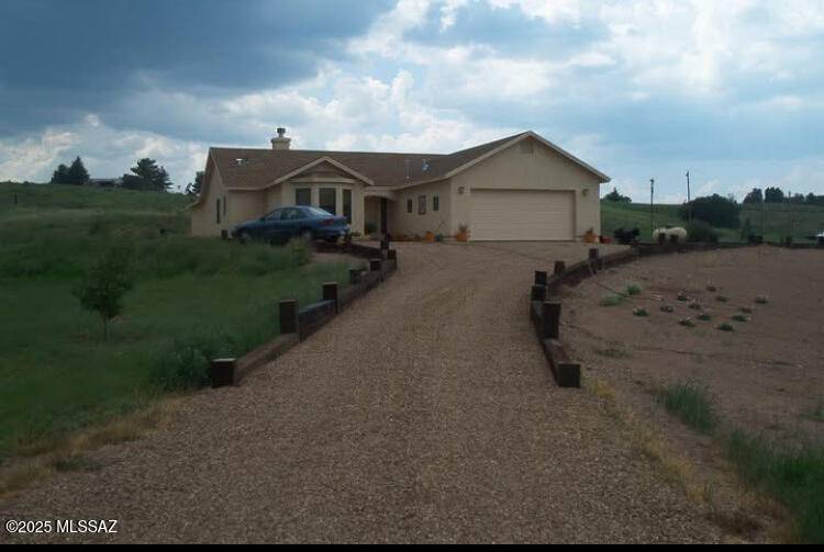 102 Wagon Wheel Lane, Sonoita, AZ 85637