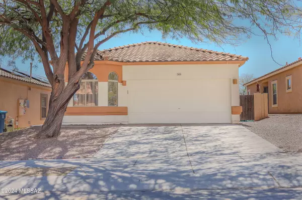 300 E Camino Del Pinsapo, Sahuarita, AZ 85629