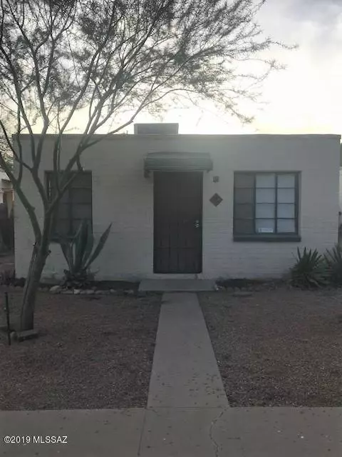 1102 E Limberlost Drive #E, Tucson, AZ 85719