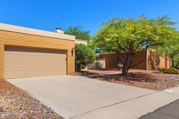 Tucson, AZ 85715,1801 N Wrightstown Place