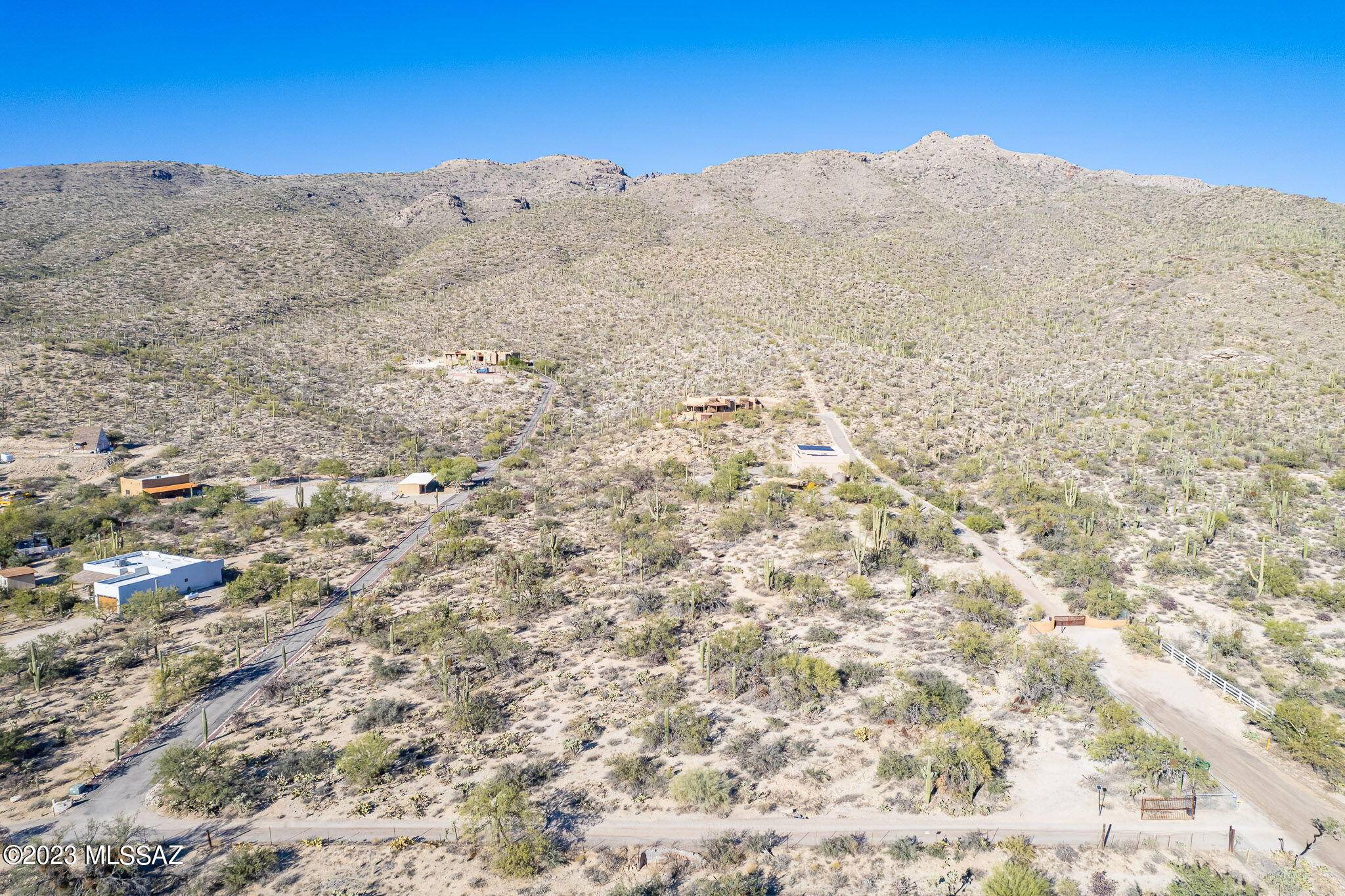 0000 N Melpomene Way #K, Tucson, AZ 85749