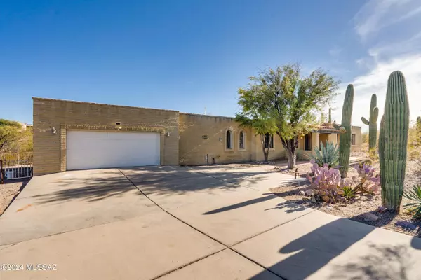 4848 N Tortolita Road, Tucson, AZ 85745