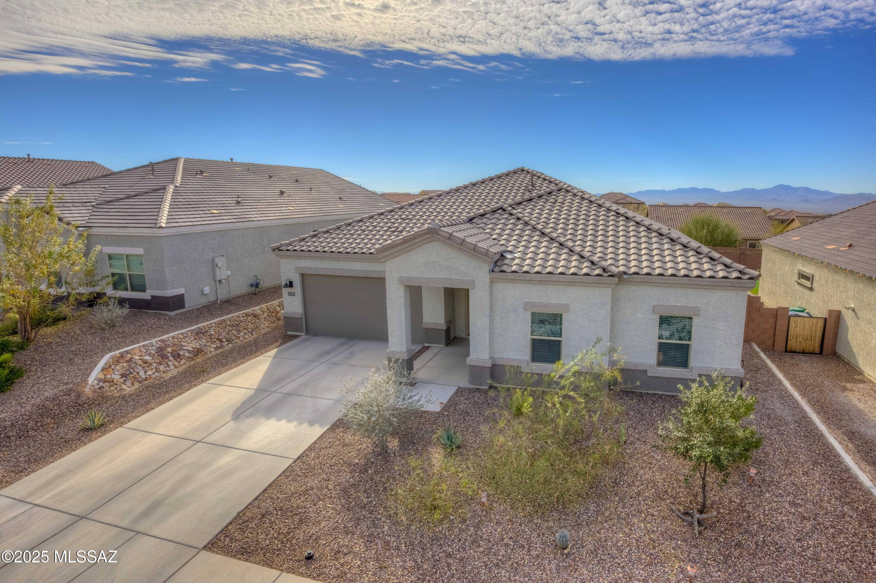 5495 W Beacon Hill Drive, Marana, AZ 85658