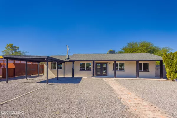 2821 N Cloverland Avenue, Tucson, AZ 85712