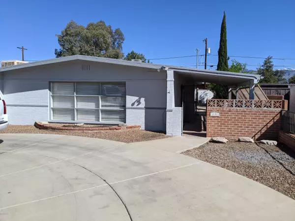 5801 E 2Nd Street, Tucson, AZ 85711