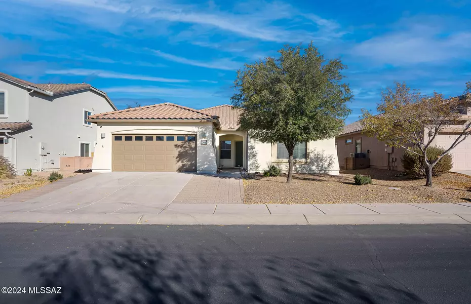 11044 W Denier Drive, Marana, AZ 85653