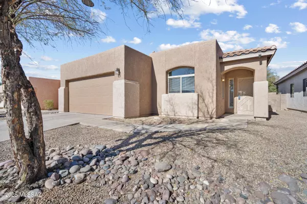 1872 E River Otter Drive, Tucson, AZ 85704