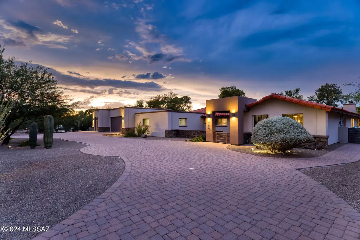 Oro Valley, AZ 85737,100 W Greenock Drive