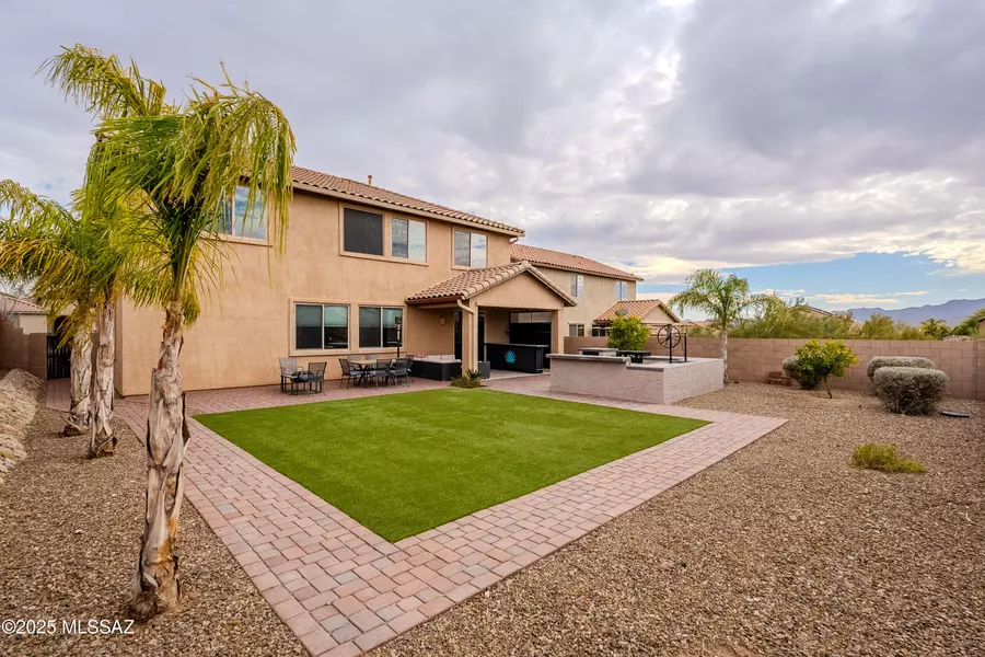 8323 N Winding Willow Way, Tucson, AZ 85741