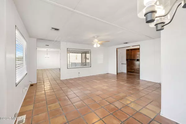 Tucson, AZ 85741,3531 W Grape Drive