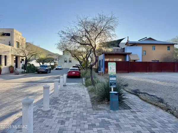 Tucson, AZ 85745,869-871 W Calle de los Higos  #97, 98