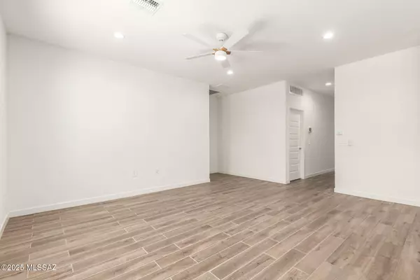 Vail, AZ 85641,12774 E Russo Drive