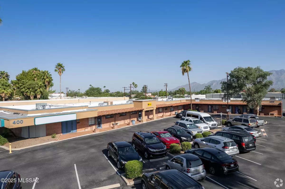 Tucson, AZ 85711,1011 N Craycroft Road