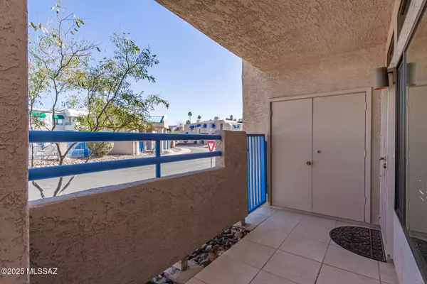 Tucson, AZ 85710,7972 E Colette Circle #217