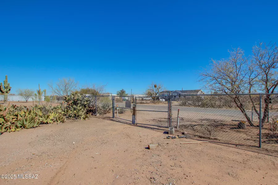 12543 N Flintlock Road #33, Marana, AZ 85653