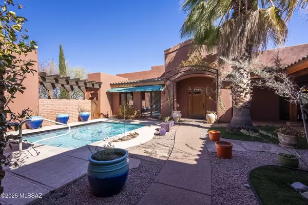 Tubac, AZ 85646,90 Elliot Street