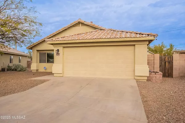 5378 W Canyon Towhee Street, Tucson, AZ 85742