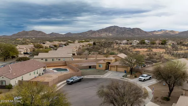 1078 S Chatfield Place, Vail, AZ 85641
