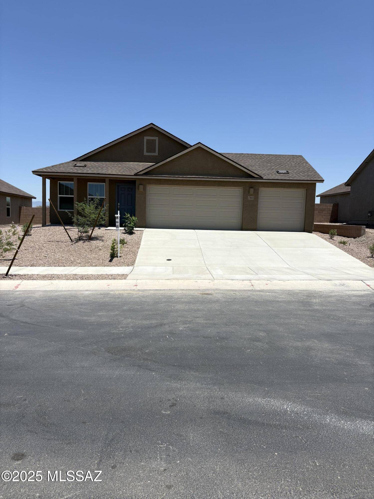 17483 S Desert Anemone Drive, Vail, AZ 85641