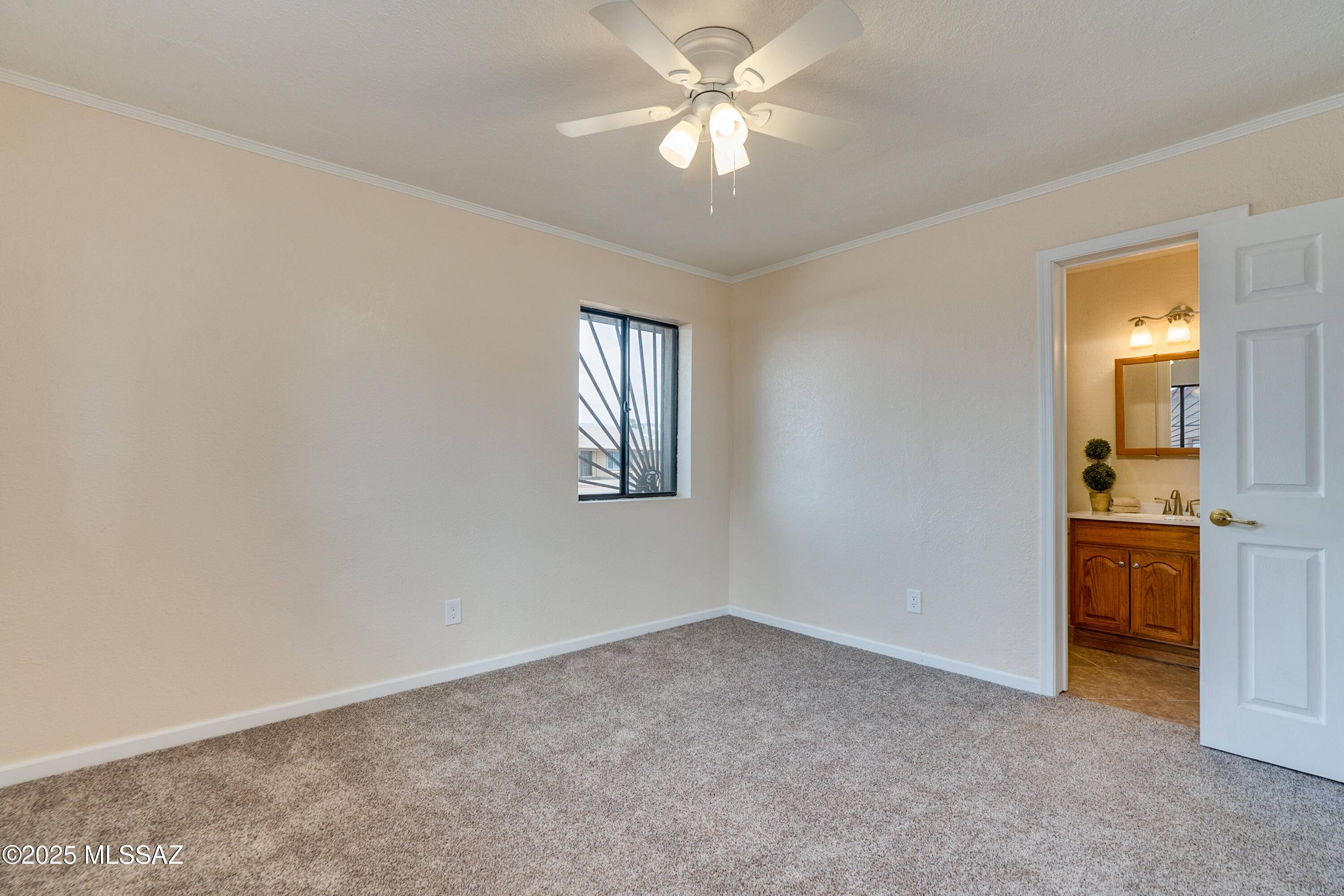 Tucson, AZ 85711,5932 E 27th Street