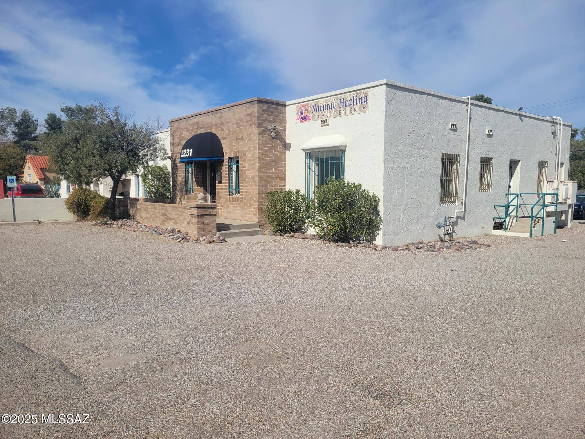 Tucson, AZ 85719,2231 E Speedway Boulevard