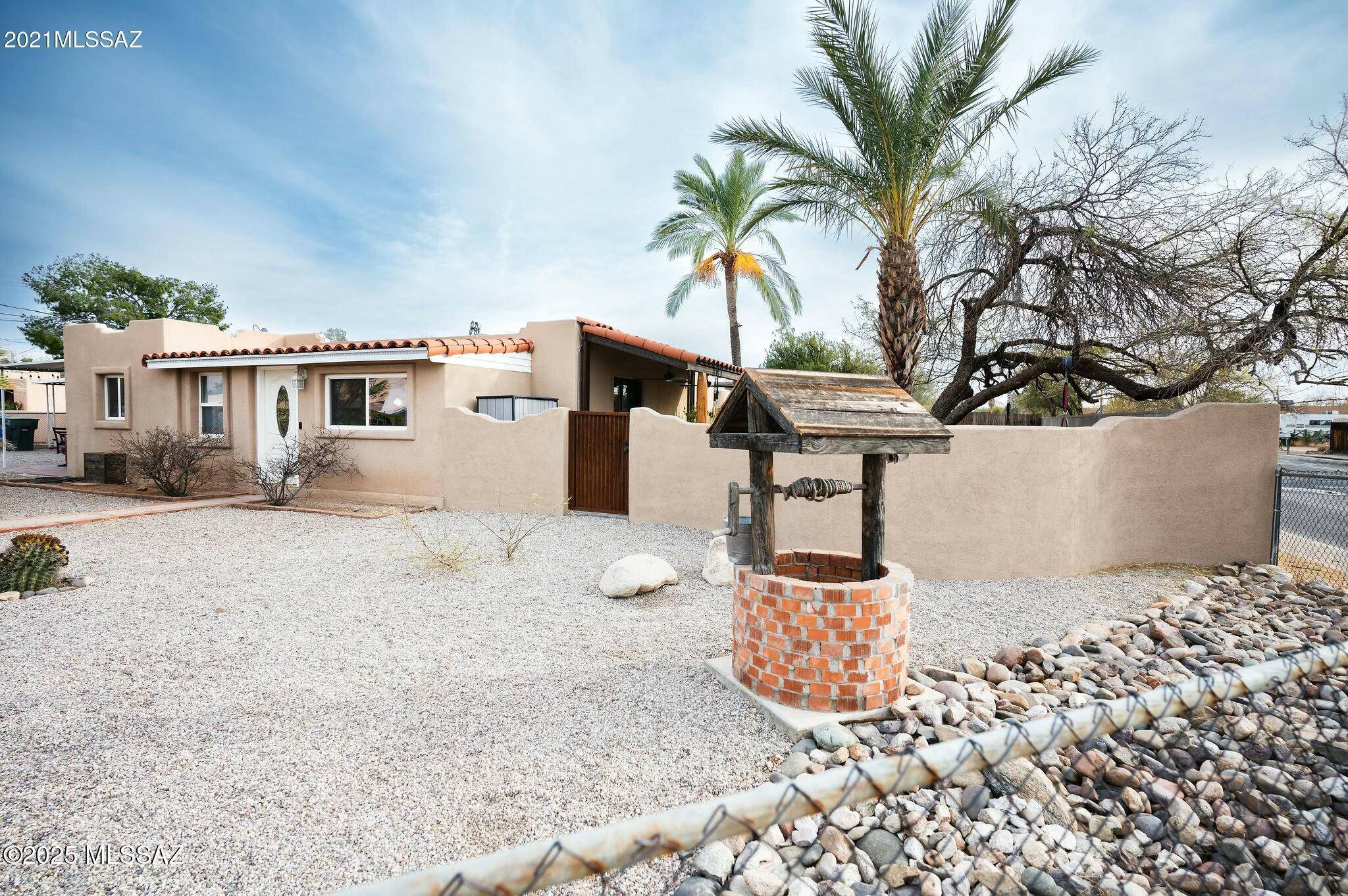 4502 E Seneca Street, Tucson, AZ 85712