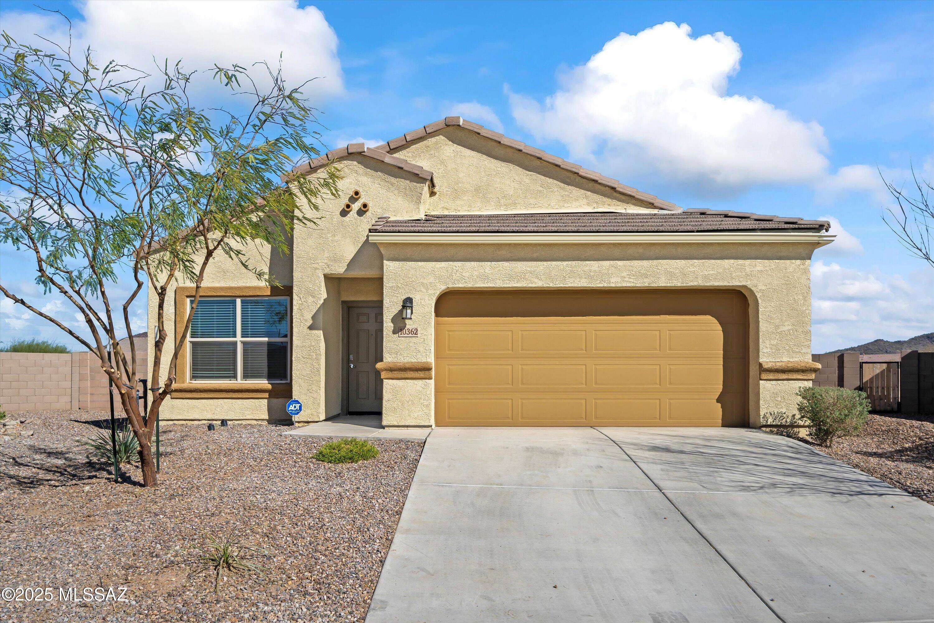 10362 N Tenaza Court, Marana, AZ 85653