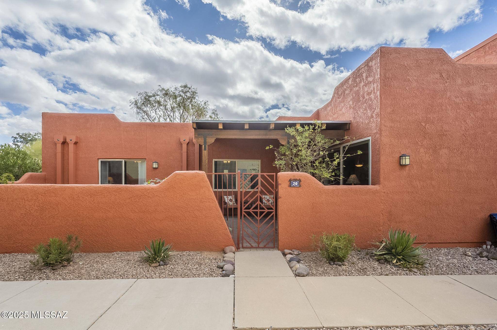 6255 N Camino Pimeria Alta  #20, Tucson, AZ 85718