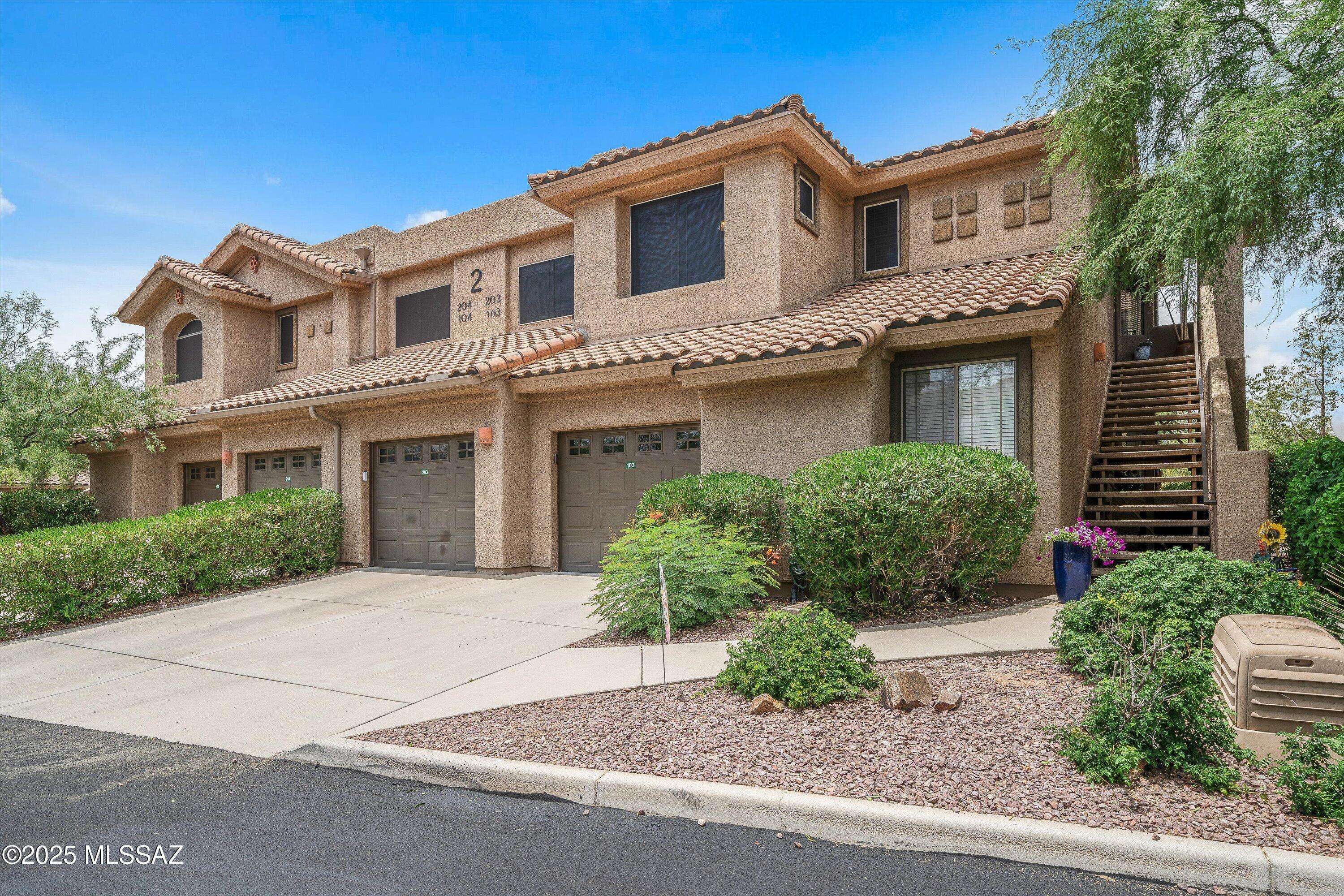 695 W Vistoso Highlands Drive #203, Oro Valley, AZ 85755