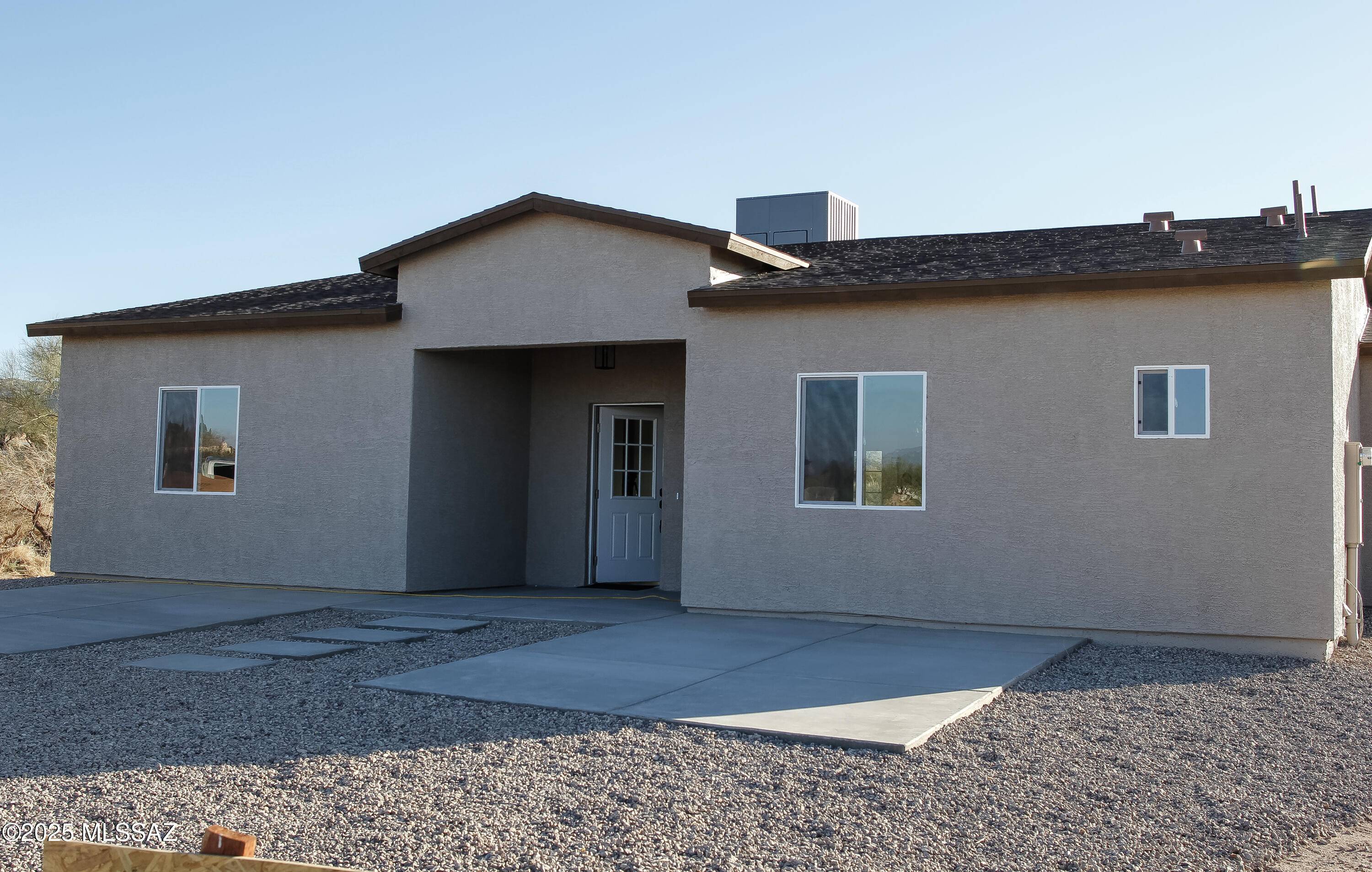 241 S Atlanta Place, Vail, AZ 85641