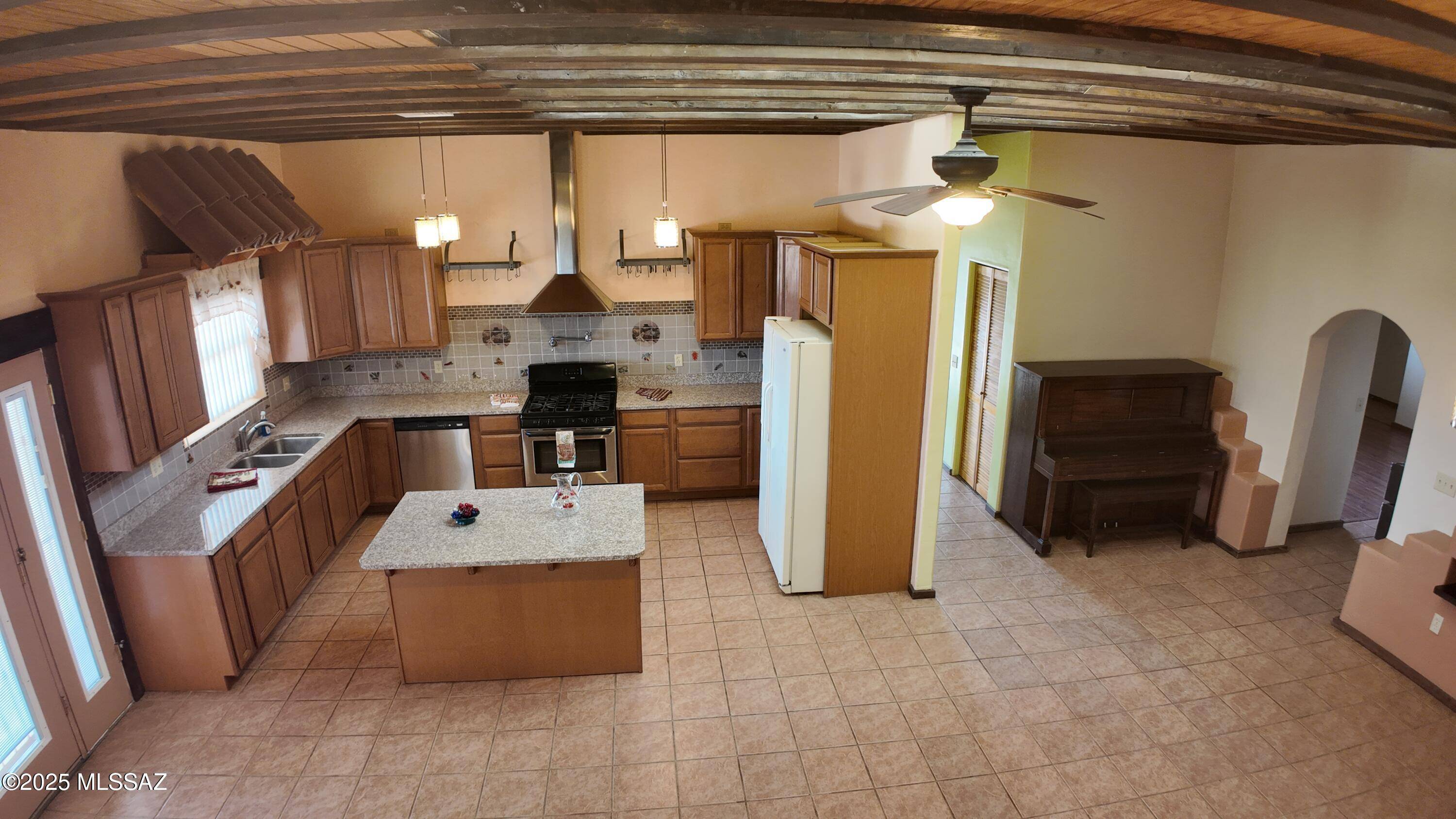 Benson, AZ 85602,1140 W Jennella Drive