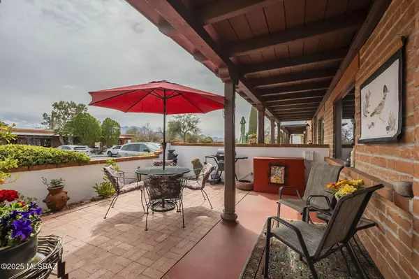 444 S Paseo Quinta #D, Green Valley, AZ 85614