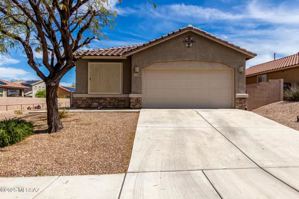 7483 S Salt Water Drive, Tucson, AZ 85757