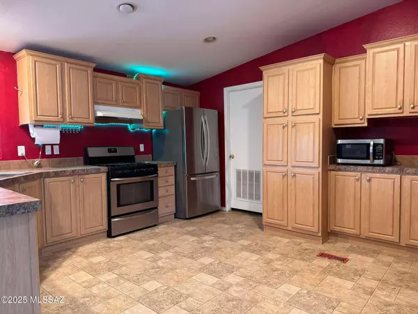 Tucson, AZ 85736,11537 S Wells Fargo Road