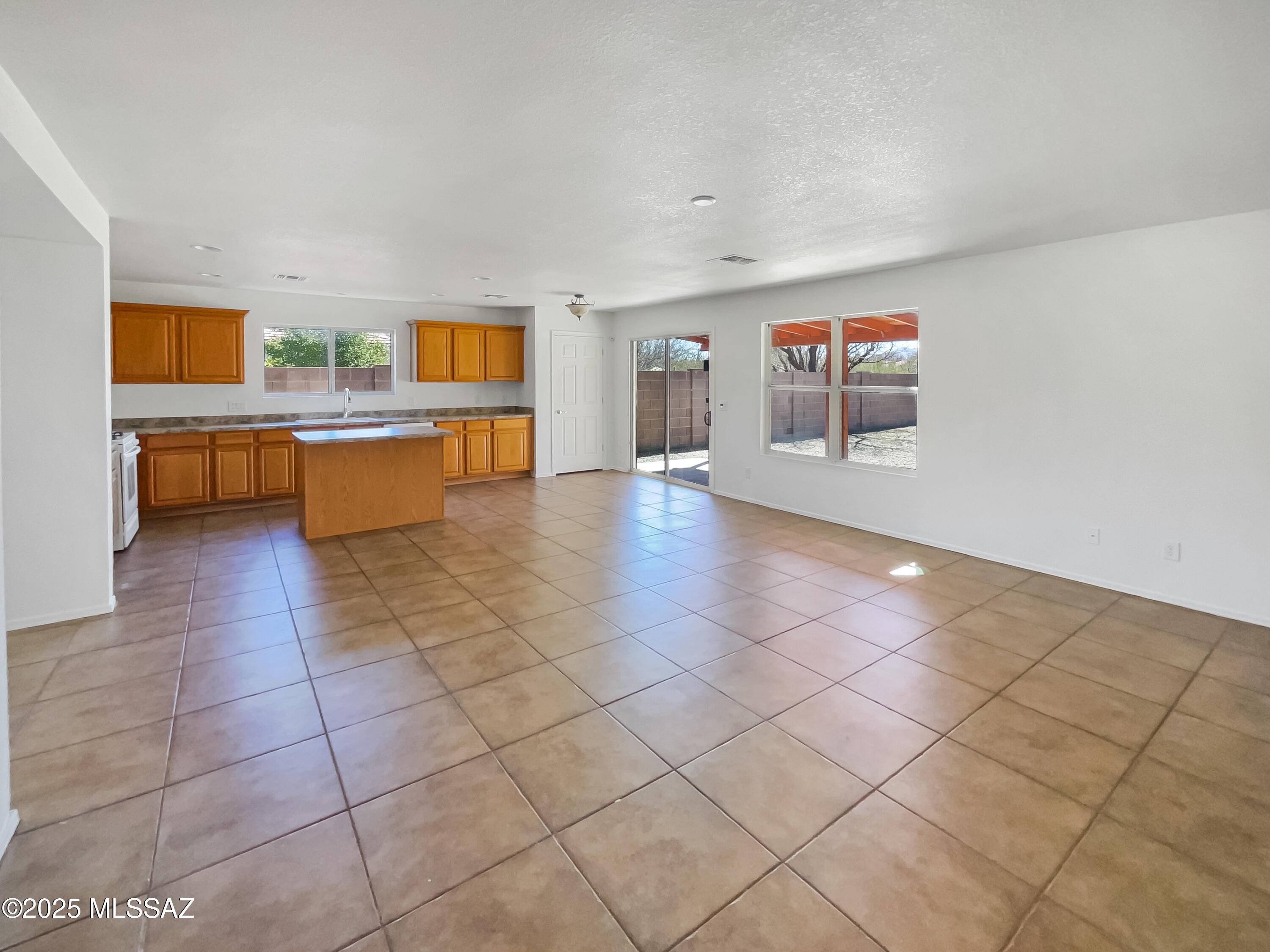 Vail, AZ 85641,13578 E Hampden Green Way