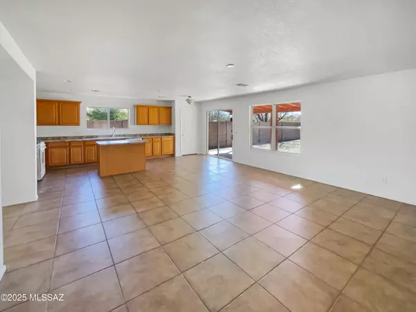 Vail, AZ 85641,13578 E Hampden Green Way
