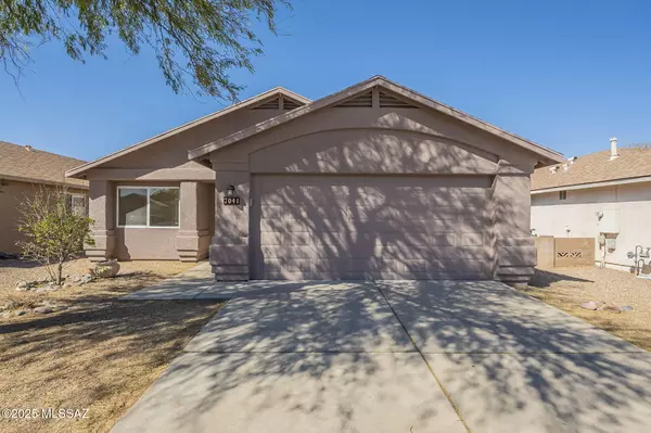 7041 E Mitchell Flyer Road, Tucson, AZ 85730
