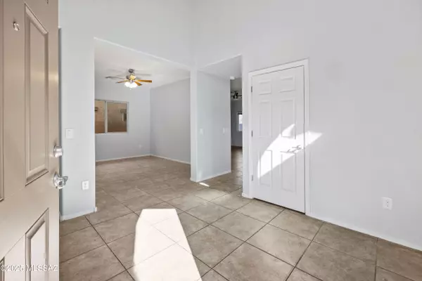 Tucson, AZ 85710,8889 E Abrams Loop